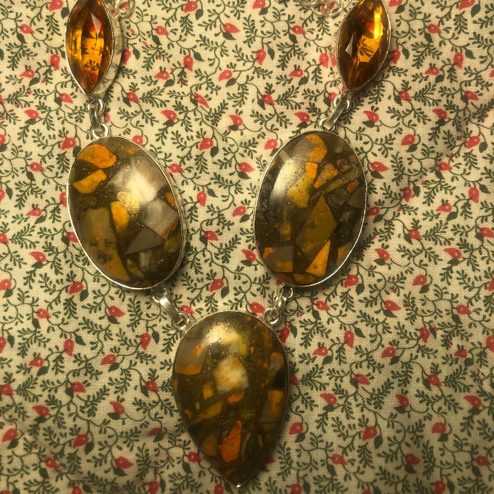 Necklace and bracelet (stone) beautiful colors!